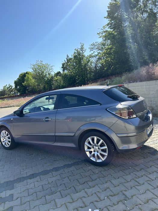 opel astra H GTC 1,9