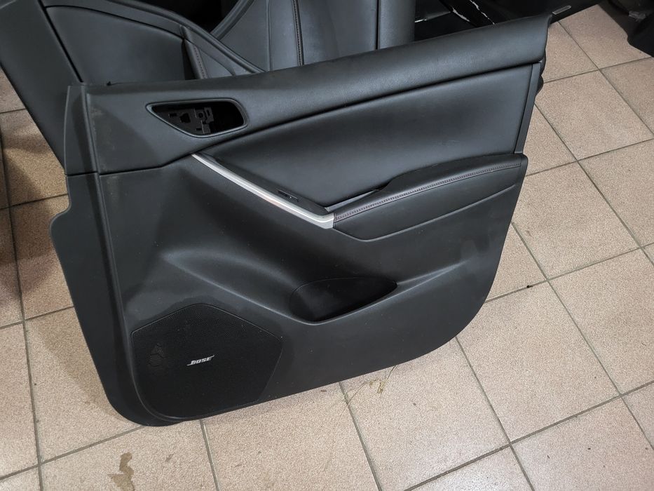 Кори за врати за Мазда СХ5