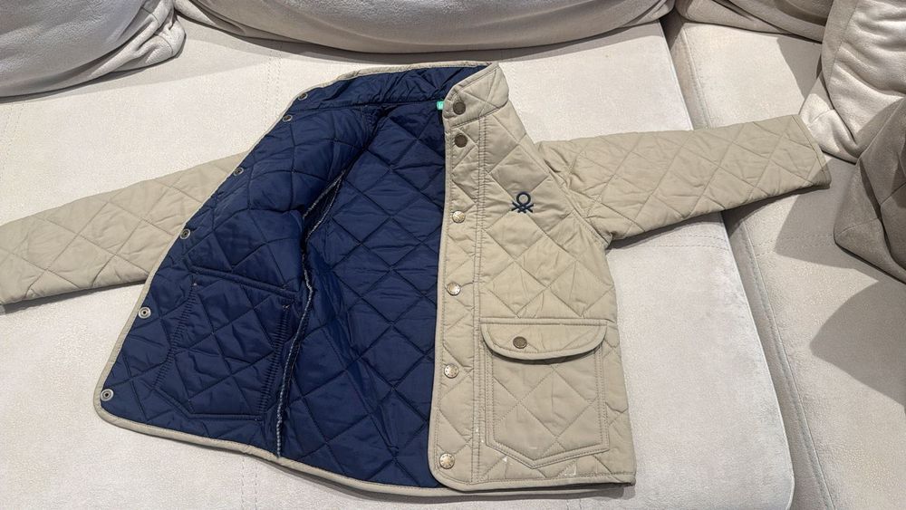 Куртка весна Бенетон