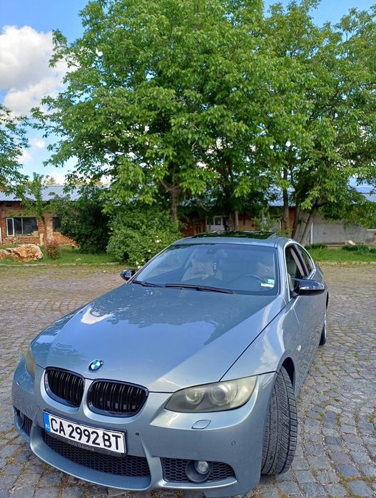 Продавам автомобил BMW E92 330D