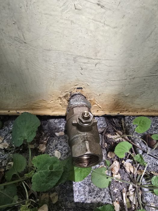 Съдове за нафта/течности