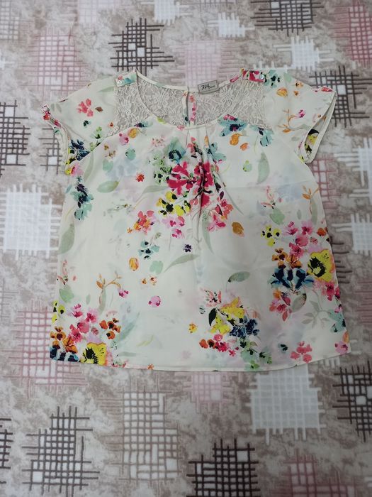 Кофточки женские