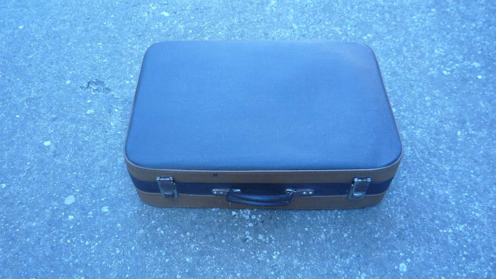 Стари куфари в добро състояние