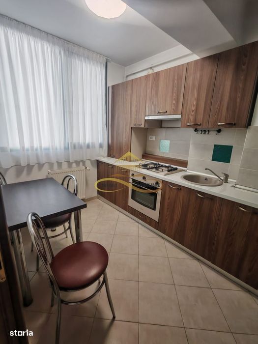 Garsoniera moderna de inchiriat