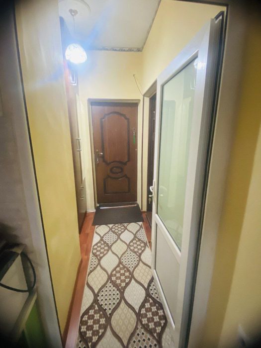 Чирчик шахар 10 м/р 1х Нархи 24.000$ Бош толов ва паспорт бн Ипотека