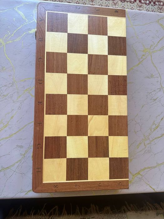 Новый шахматы KASPAROV