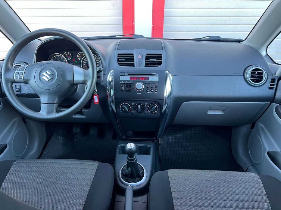 Suzuki SX4 1.6I 2014 година