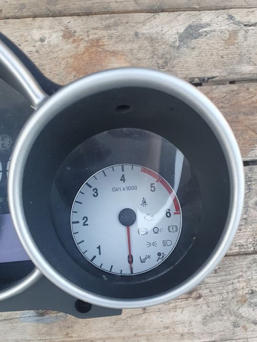 Километраж Alfa Romeo 147 1.9 JTD