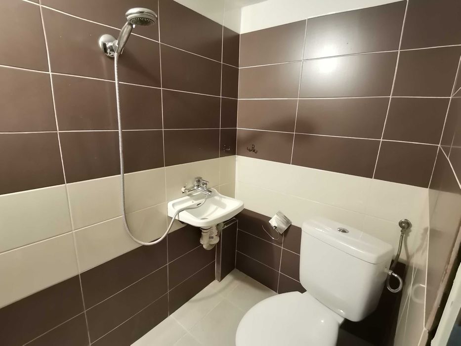 Дава се под наем Двустаен апартамент в Бургас, Възраждане - 55 кв.м за 125 € - Снимка #4