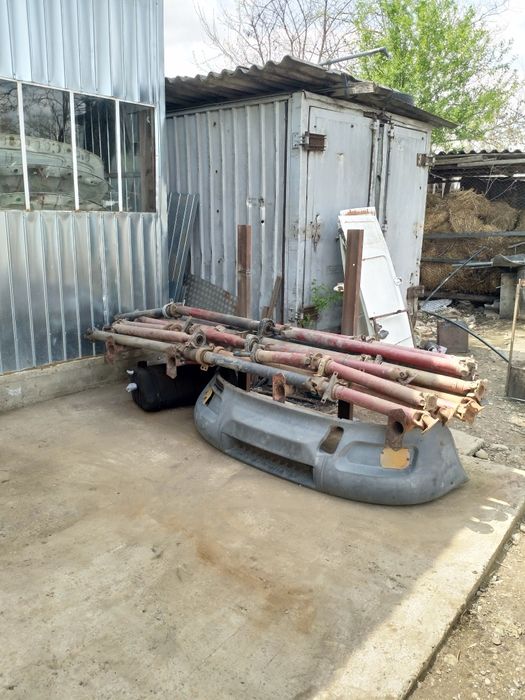 Uși spate / laterala / balamale  Cardane Iveco Daily 2 / 3 segmente