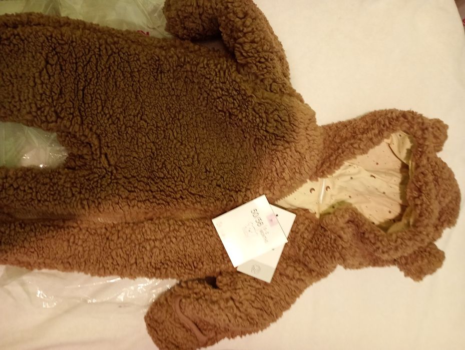 Нови бебешки дрешки