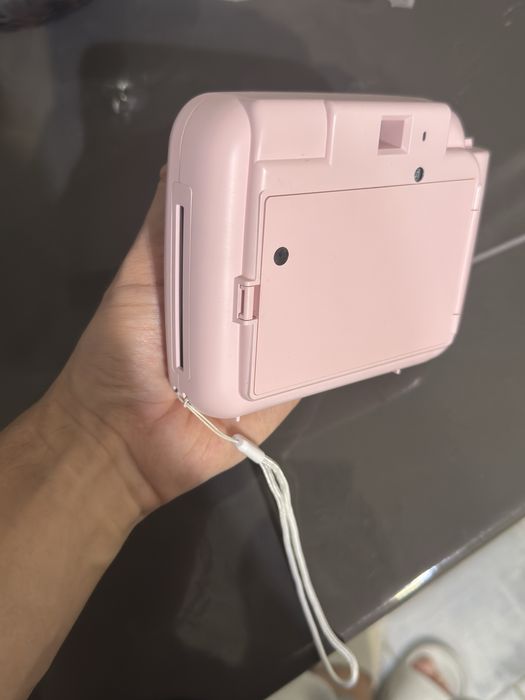 Продам почти новый instax mini