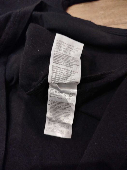 тениска Karl Lagerfeld - L- наситено черно- Italy