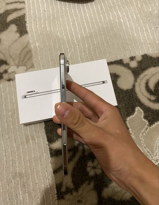iPhone 17 air белый