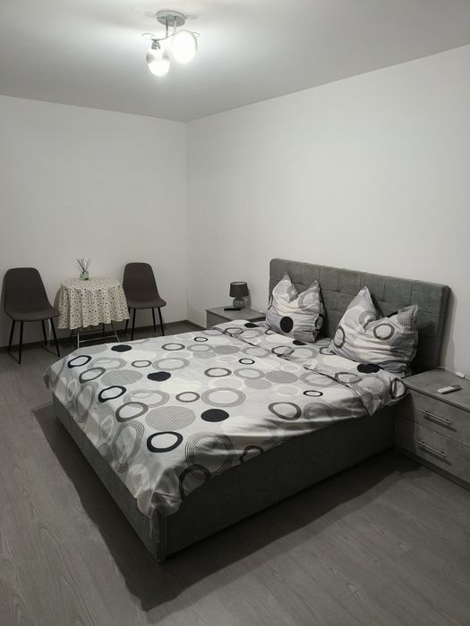 Închiriez regim hotelier