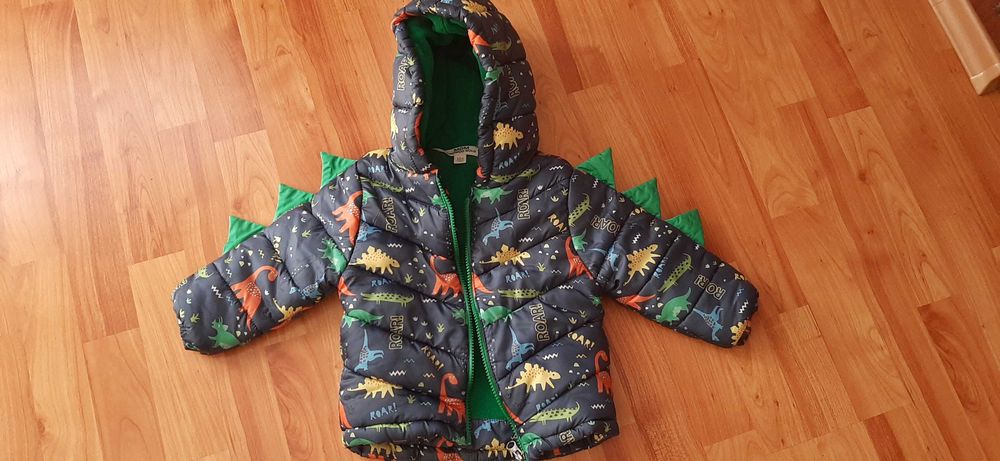 Ново детско яке 12м