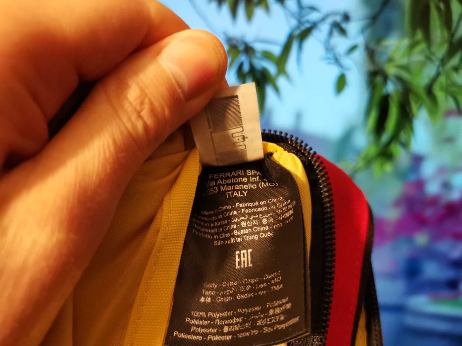 Оригинална чантичка Ferrari