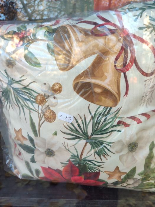 Калъфи за стол, възглавници