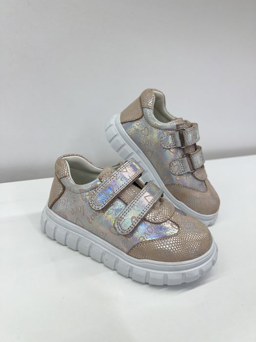 Детская обувь