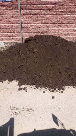 Перегной,чернозем,дрова рубленные