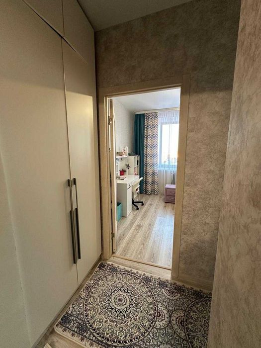 Продам квартиру мкр Береке 3 ком