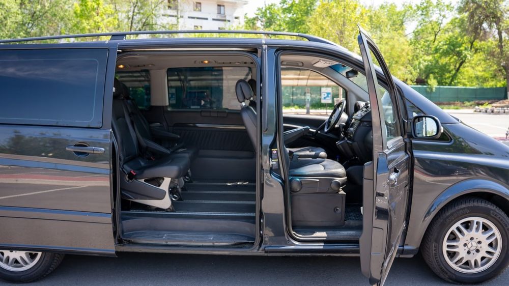 Срочно Mercedes Viano продает