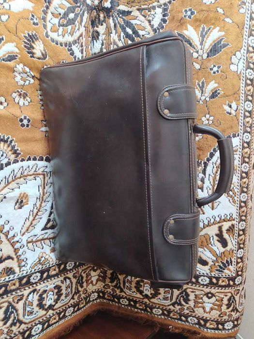 продам сумку кожаную