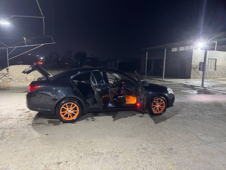 Epica 2010 qora 4 pokoleniya gazi bilan