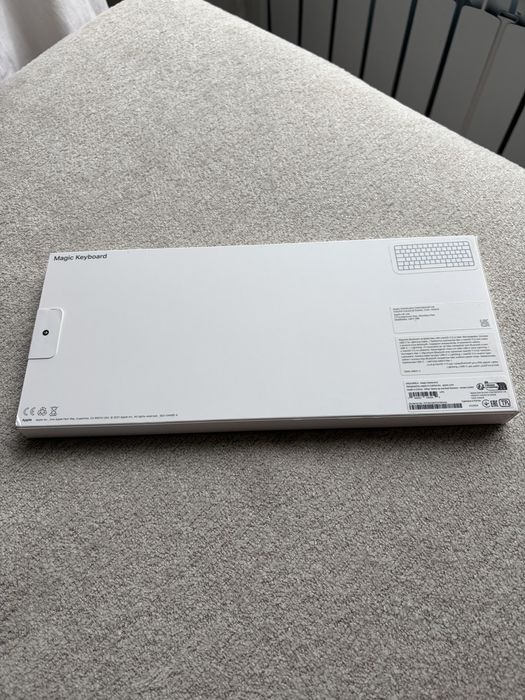 Продам Apple Magic Keyboard (без TouchID)