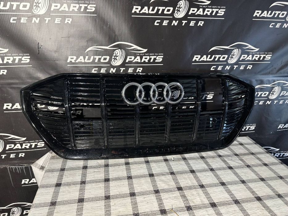 Grila bara fata Audi E Tron 2020/2021/2022/2023/2024