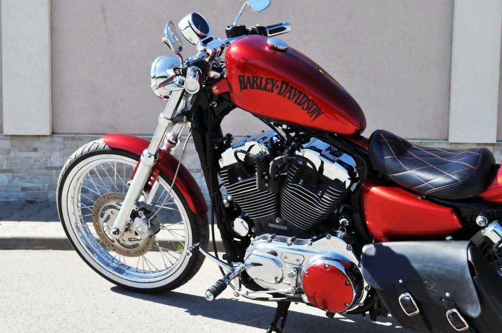 Harley Davidson Sportster XL 1200 V Seventy-Two Motocicleta