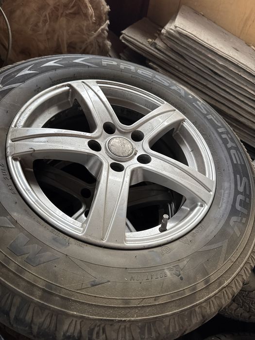 Продам диски Skad r16 с резиной