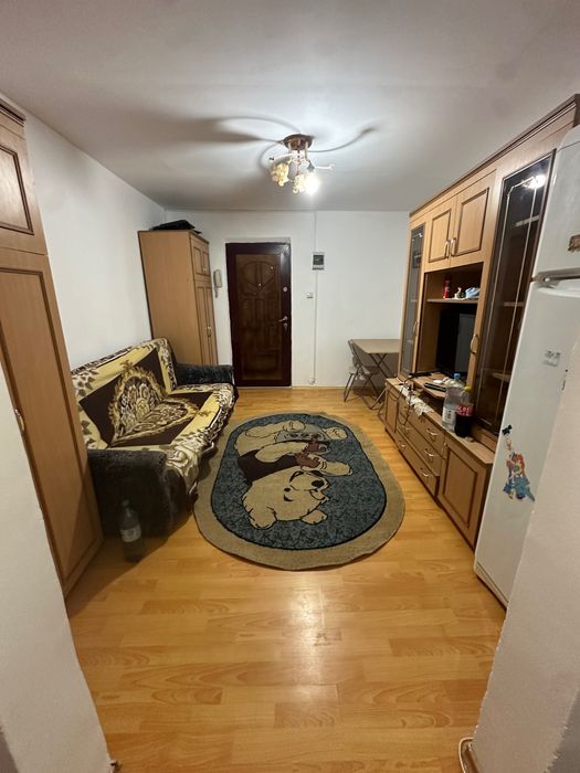Apartament de închiriat