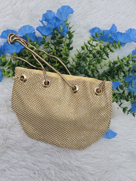 Дамски официални чанти