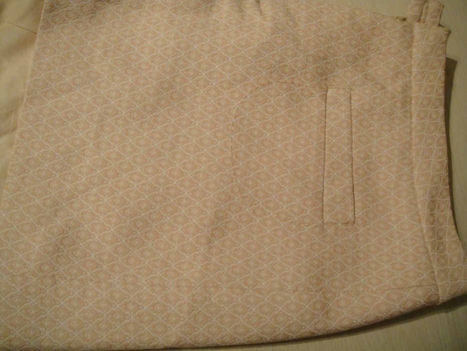 Pantaloni scurti Axel,marimea XL,merg L,ca noi