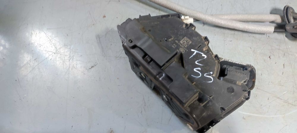 Broasca usa fata spate stanga dreapta volkswagen vw touran 2 2015-2025
