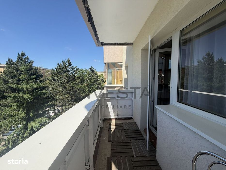 Apartament cu 2 camere decomandat, etaj intermediar,  Zorilor!