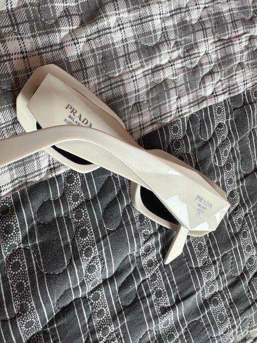 Слънчеви очила Prada 1425S0