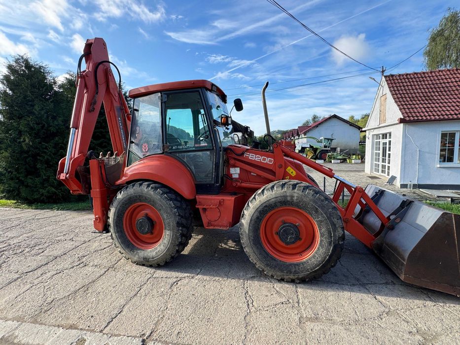 De vanzare buldoexcavator Fiat-Hitachi FB200