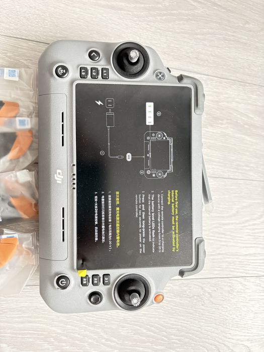Drona DJI Matrice 4T Noua