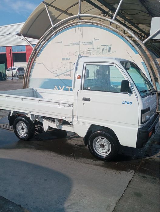 Labo yangi arendaga beriladi