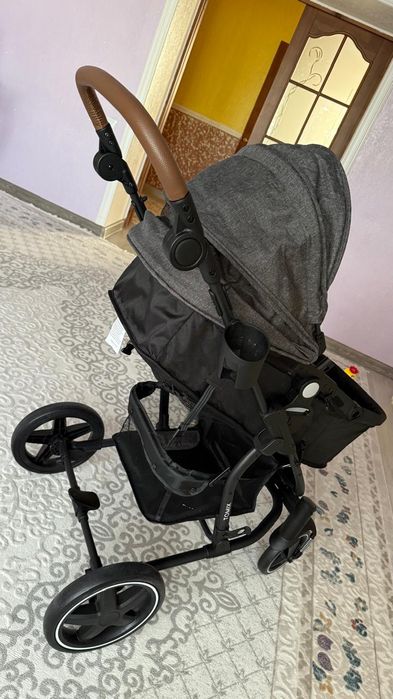 Продам коляску в идеальном состоянии