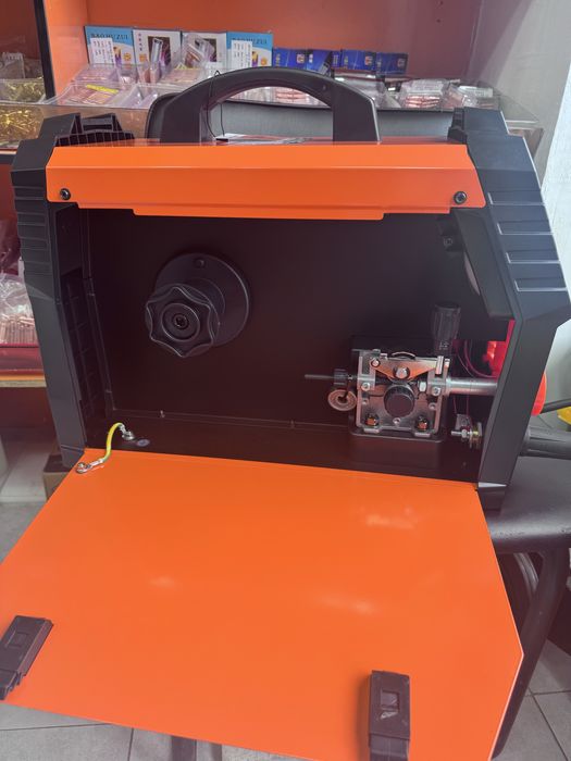 Jasic сварочный аппарат MIG 200 (N2A4)