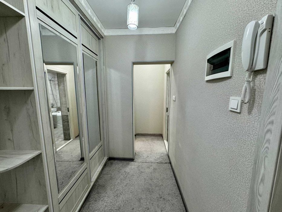 улица Бабура  2/3/9  Биржа  60м²