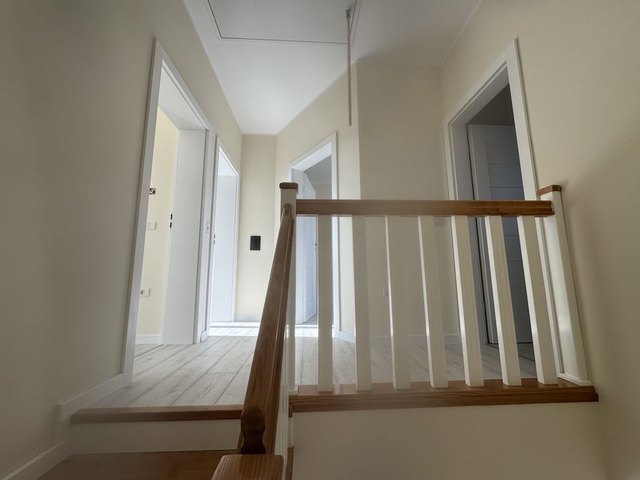 Proprietar vand casa individuala