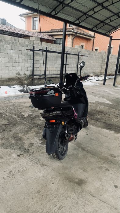 Макси мопед лия мотор на учетте