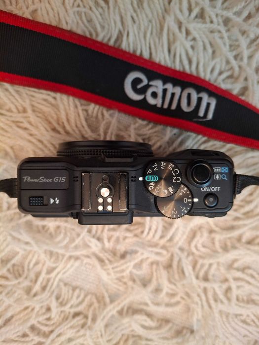 Продавам Canon G15.