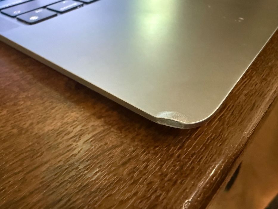 MacBook Air M1    8G 512gb
