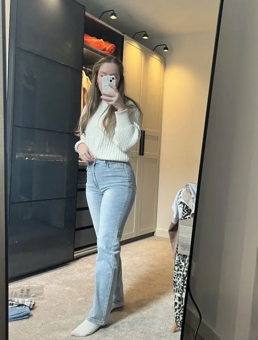 Джинсы с высокой талией