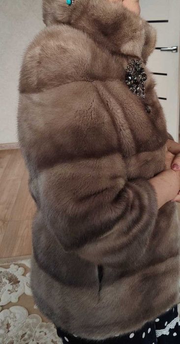 Норковая шуба трансформер 46 размера